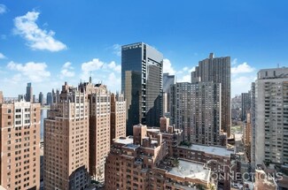 320 E 42nd St Unit 2517, New York, NY 10017