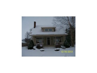 241 N Main St, Tipton, IN 46072