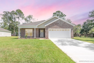 530 N Azalea St, Geneva, AL 36340