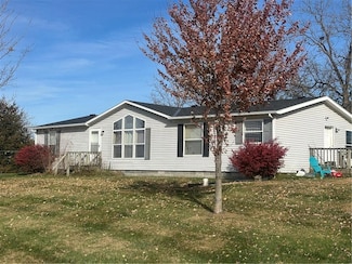 22023 223rd St, Maryville, MO 64468