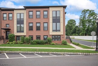 15 E Hartwick Dr, Skillman, NJ 08558