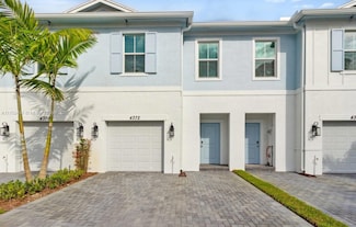4372 Boatman St Unit 4372, Greenacres, FL 33463