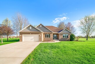 975 Fox Trail Ln, Somonauk, IL 60552