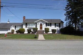 16 Oakland Rd, Lawrence, MA 01843