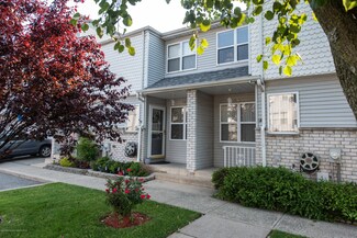 166 Lorraine Loop, Staten Island, NY 10309