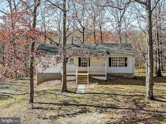 120 Dime Ct, Bunker Hill, WV 25413