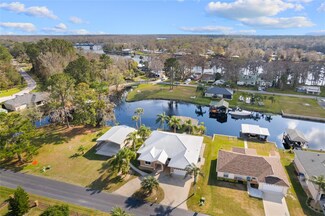 1621 Yellow Brick Rd, Astor, FL 32102