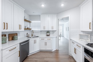 12318 Fern Meadow Dr, Stafford, TX 77477