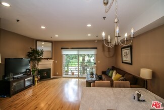 2706 Honolulu Ave Unit 215, Montrose, CA 91020