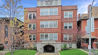 4512 Westminster Place, Saint Louis, MO 63108