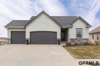 17586 Taylor St, Omaha, NE 68116