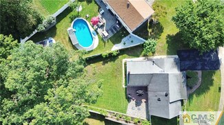 28 Waverly Place, Aberdeen Township, NJ 07747