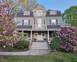 22 Arlington Ave, Caldwell, NJ 07006