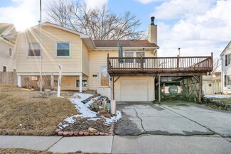 402 N Huber St, Anamosa, IA 52205