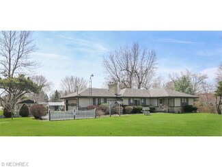 1695 W South Range Rd, North Lima, OH 44452