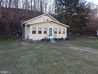 2464 Paw Rd, Paw Paw, WV 25434