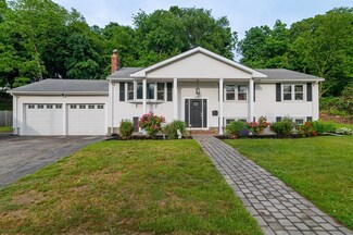 100 Lisle St, Braintree, MA 02184