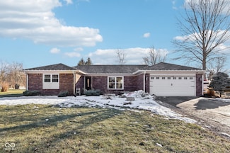 4817 W Quail Run Dr, New Palestine, IN 46163