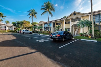 829 NE 199th St Unit 102, Miami, FL 33179