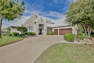 2705 Harborside Dr, Granbury, TX 76048