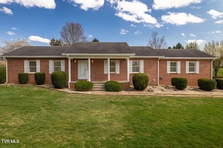 33304 Hillman Hwy, Glade Spring, VA 24340