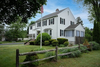 15 California Ave, Milton, MA 02186