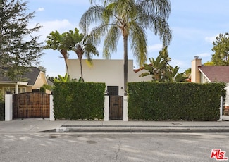 927 N Vista St, Los Angeles, CA 90046