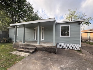 7846 Detroit St, Houston, TX 77017
