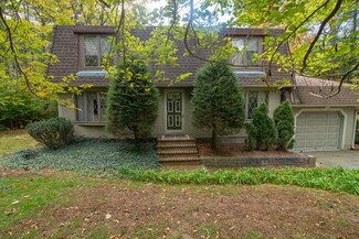101 Main St, Norfolk, MA 02056