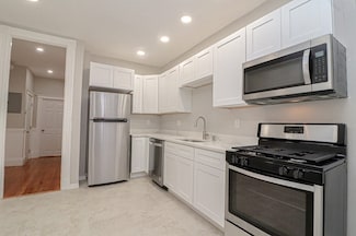 129 Harrishof St Unit 3, Dorchester, MA 02121