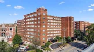 128 N Craig St Unit 505, Oakland, PA 15213