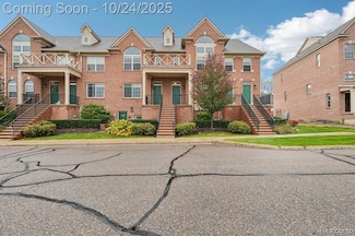 39675 Springwater Dr, Northville, MI 48168