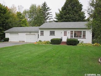6921 State St, Sodus, NY 14551