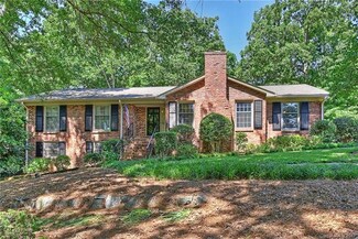 7310 Terrace Dr, Charlotte, NC 28211