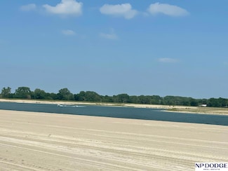1701 Miles Dr, Norfolk, NE 68701