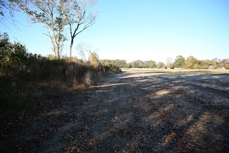 158 Barnesville Church Rd, Orrum, NC 28369