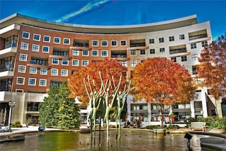 155 Carondelet Plaza Unit 306, Saint Louis, MO 63105