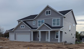 695 Waterford Village Dr, Walker, MI 49534