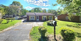 315 Creekway Ct, Winston Salem, NC 27104