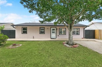 5064 Radcliff St, Marrero, LA 70072