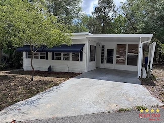 1209 Laurel Oak Dr, Deland, FL 32724
