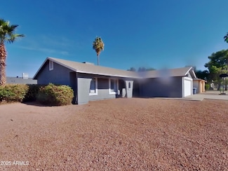 570 W Myrna Ln, Chandler, AZ 85225