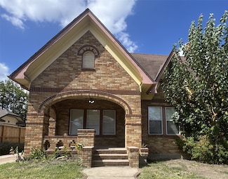 218 Everton St, Houston, TX 77003