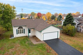 1235 10th Ave SE, Cambridge, MN 55008