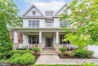 620 N Lincoln St, Arlington, VA 22201