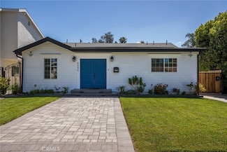 5040 Varna Ave, Sherman Oaks, CA 91423