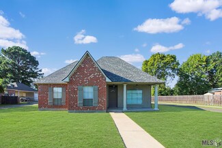 2262 Southwind Ave, Zachary, LA 70791
