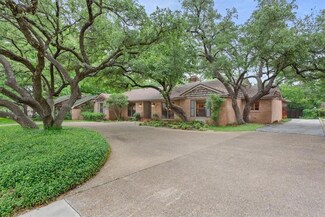 2925 Braemar Dr, Waco, TX 76710