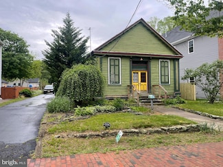 120 Hanover St, Pemberton, NJ 08068