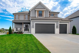 2023 SW Farm Field Ln, Lee's Summit, MO 64082